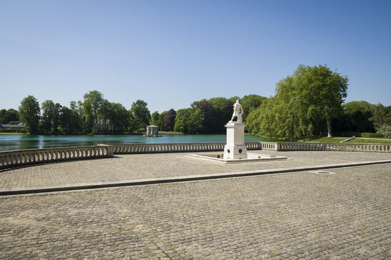 Découvrir les animaux dans l'art en s'amusant !