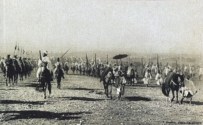 Les palais de Marrakech et de Fontainebleau au XVIIIe siècle